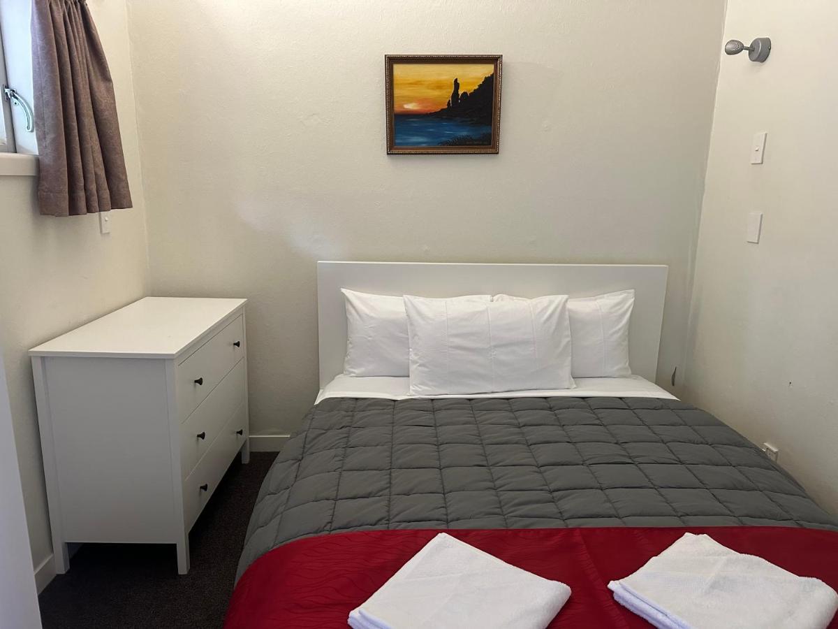Touchwood Motor Inn & Inner City Camping Ground Auckland Bagian luar foto