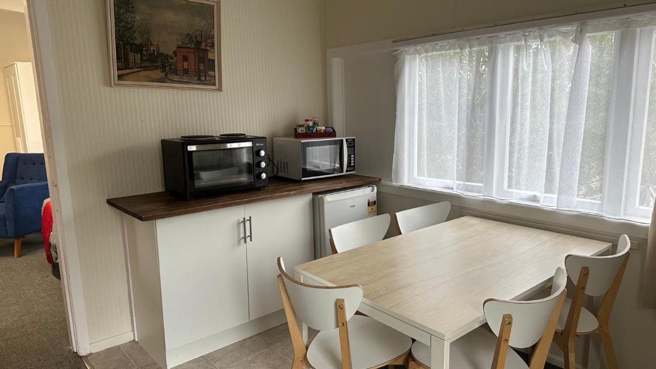 Touchwood Motor Inn & Inner City Camping Ground Auckland Bagian luar foto
